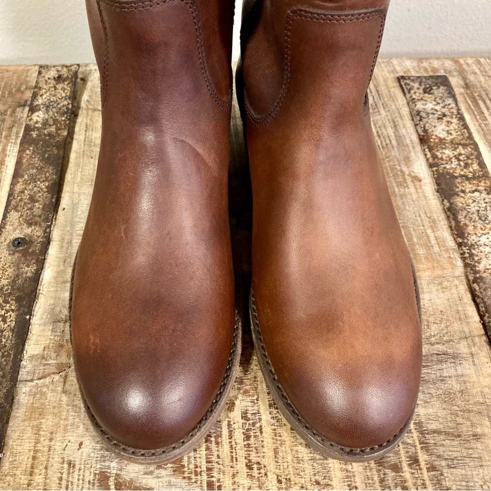 Frye Melissa Button 2 Brown Tall Riding Boots Size 5.5 NWOB Cognac - Picture 9 of 12